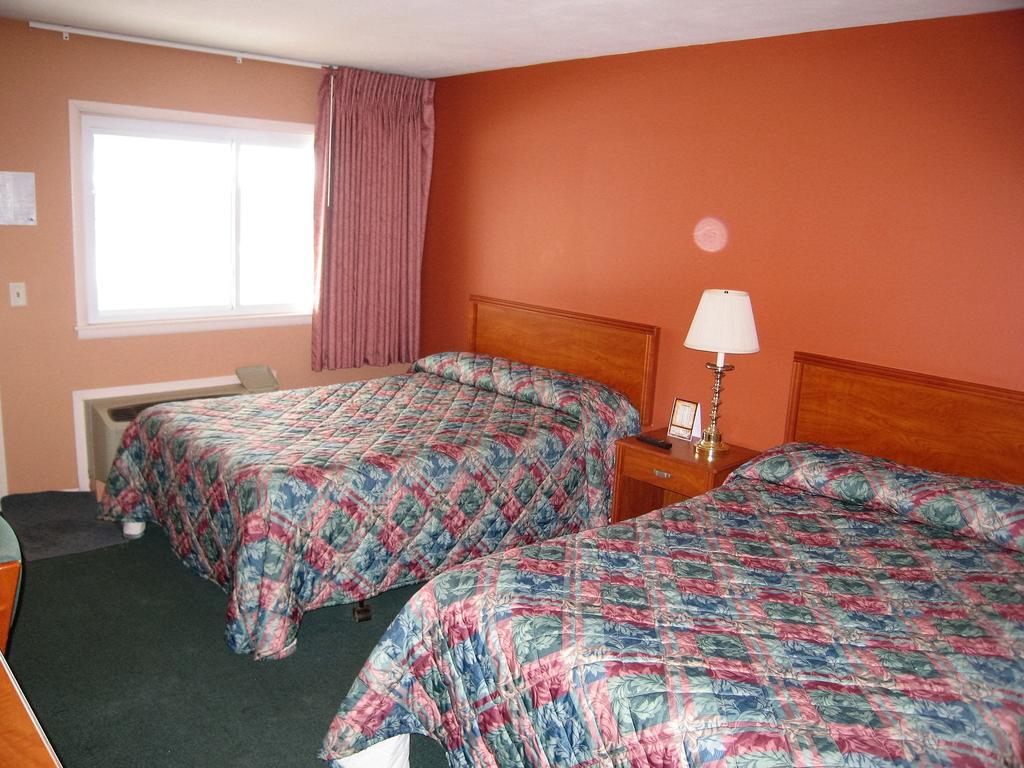 Travelers Lodge Marshall Екстериор снимка