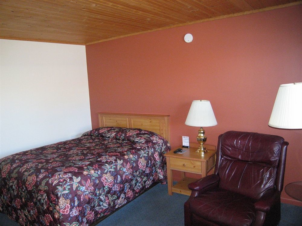 Travelers Lodge Marshall Екстериор снимка